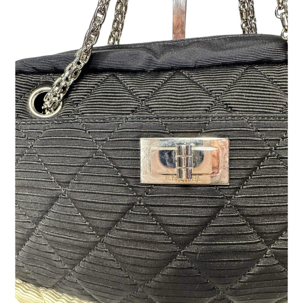 Chanel Reissue - Picture 5 of 5